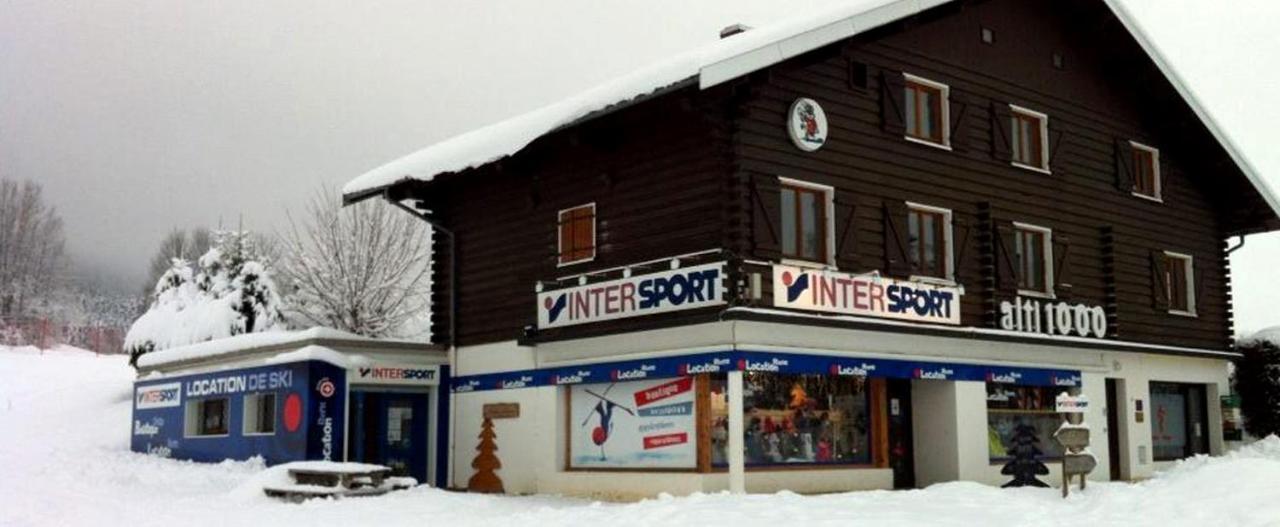 Place Royale Pour 10 A 12 Personnes A 30 Met Des Pistes De Ski Et Vtt Metabief Bagian luar foto